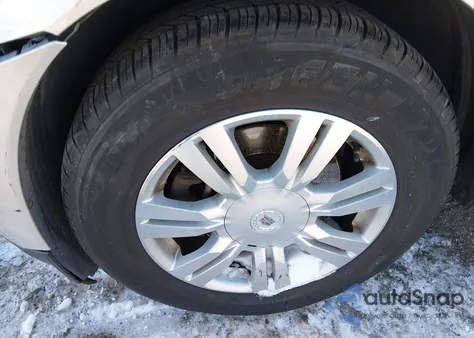 2011 Cadillac Srx Luxury Collection z USA, uszkodzony, nr VIN 3GYFNAEY9BS647714